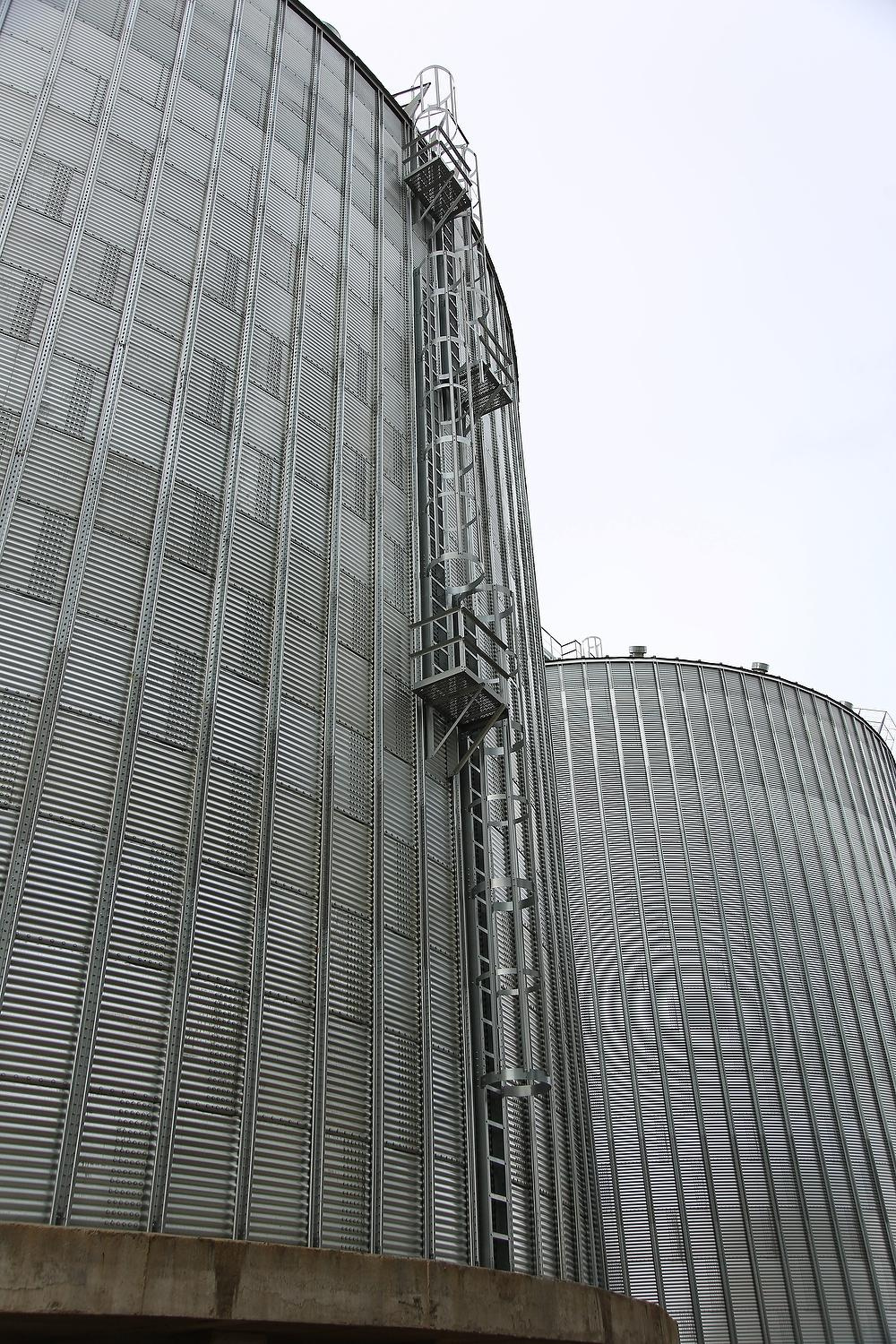 ROMAX изготовление конструкций и оборудования для зернохранилищ. Фотограф, видеограф