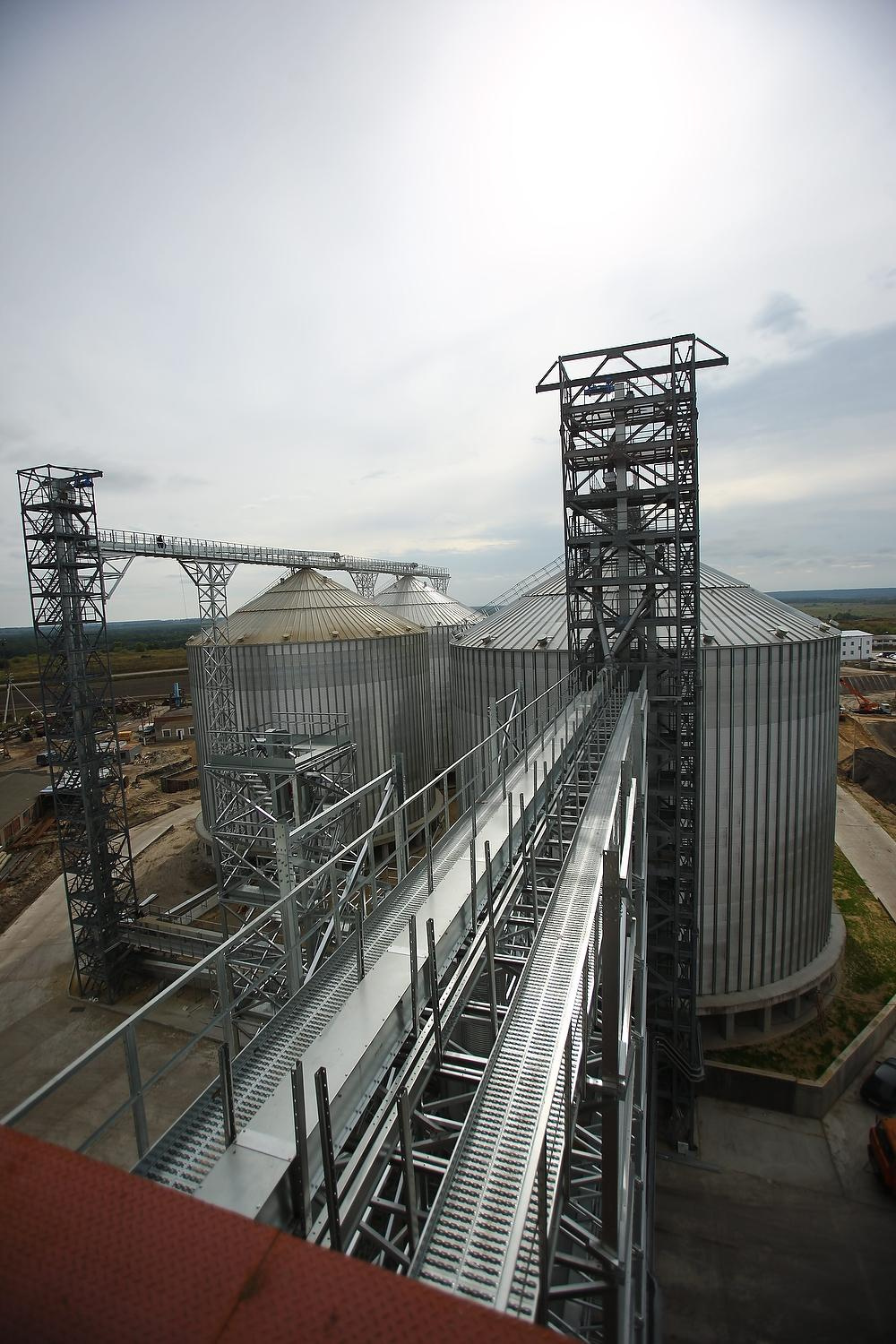 ROMAX изготовление конструкций и оборудования для зернохранилищ. Фотограф, видеограф