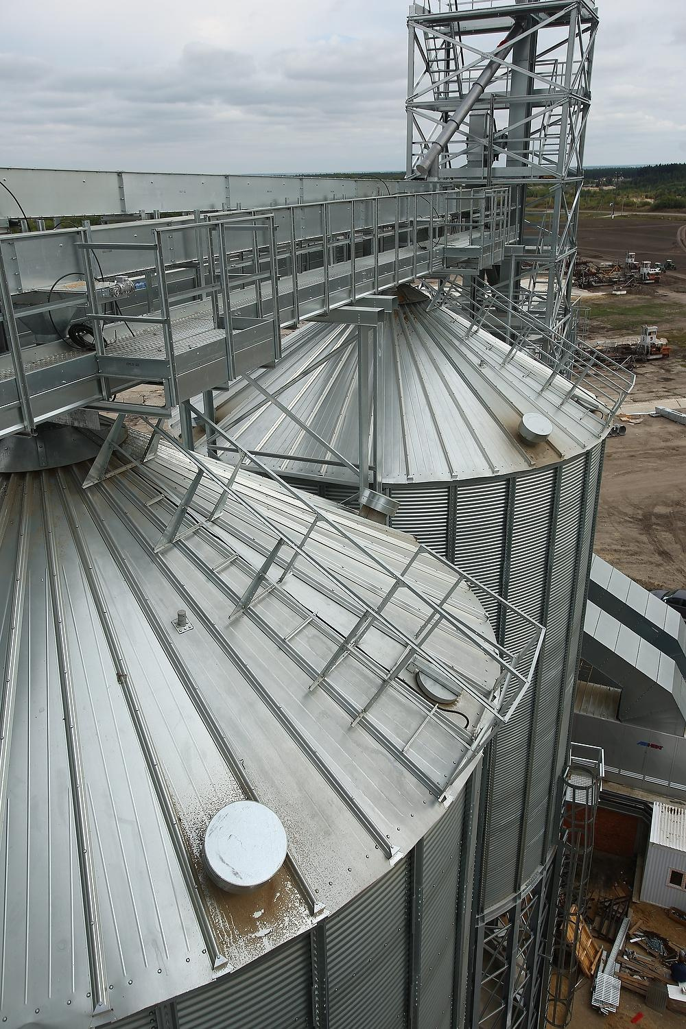 ROMAX изготовление конструкций и оборудования для зернохранилищ. Фотограф, видеограф