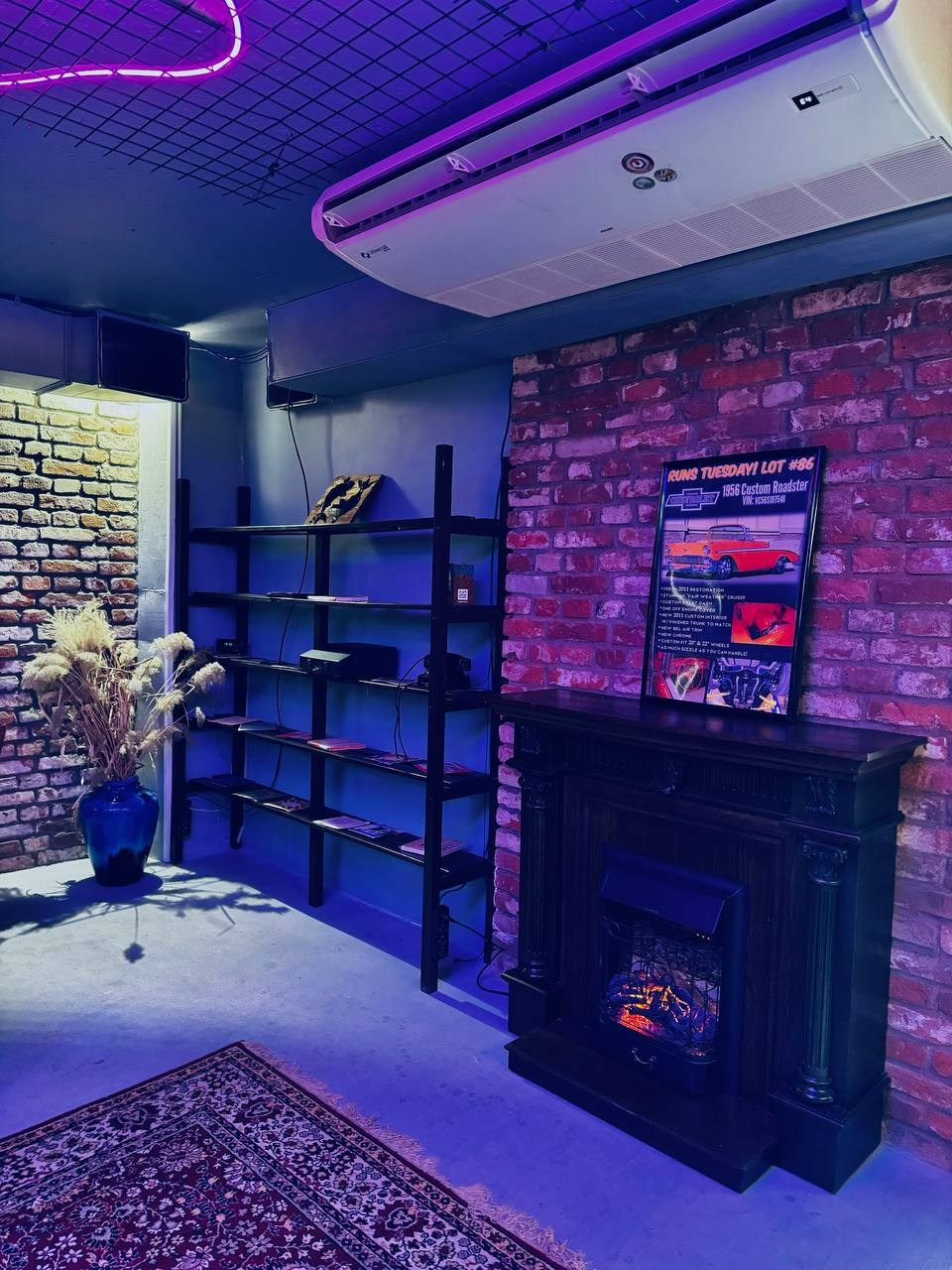 Garage Clubhouse. Сауна с джакузи, водопадом, большим и теплым бассейном, хаммамом в ClubHouse в