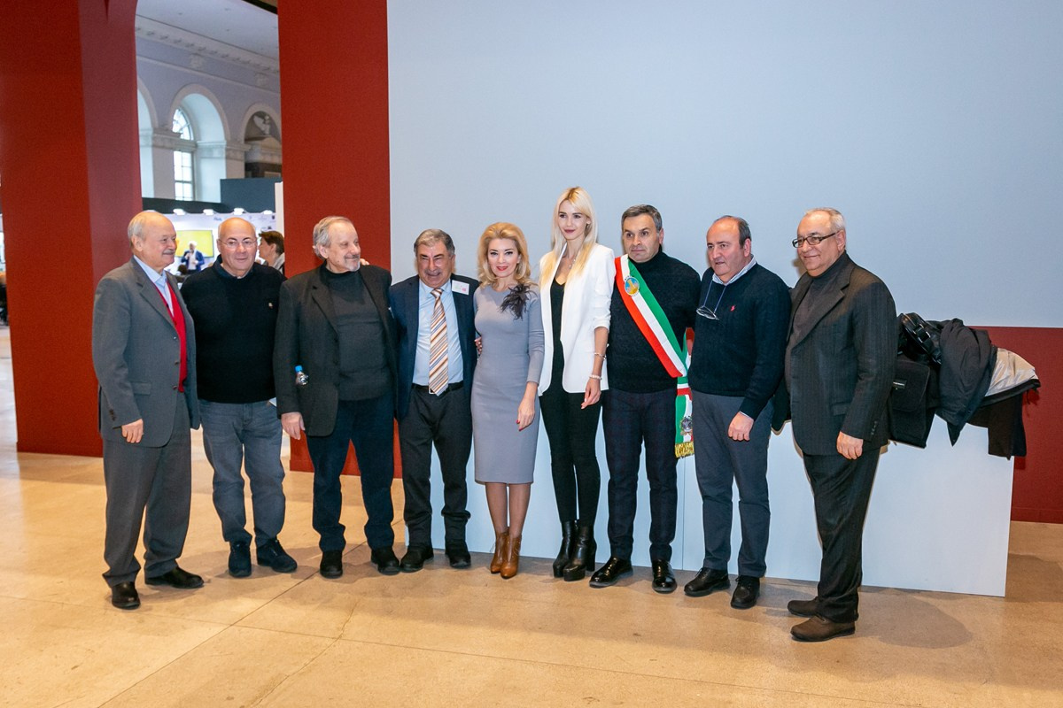 Международная выставка «Здравствуй, Италия!», Москва, Манеж, декабрь 2018 г. Портретные фотографы в Москве — Анна и Алексей Бородины