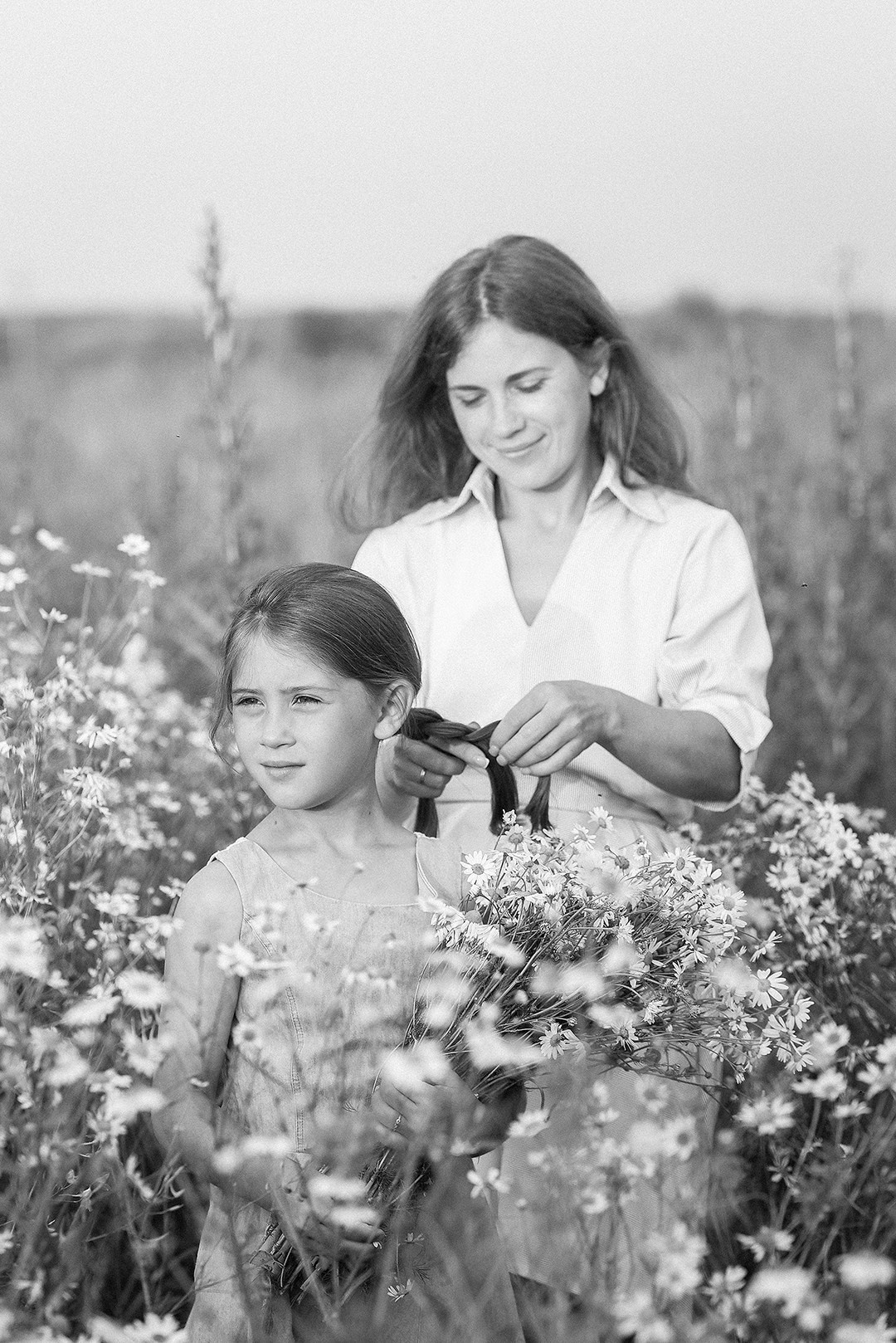 Оксана и Лукерья ЧБ. Римма Гусакова. Выпускные фотокниги. Детские и семейные фотосессии