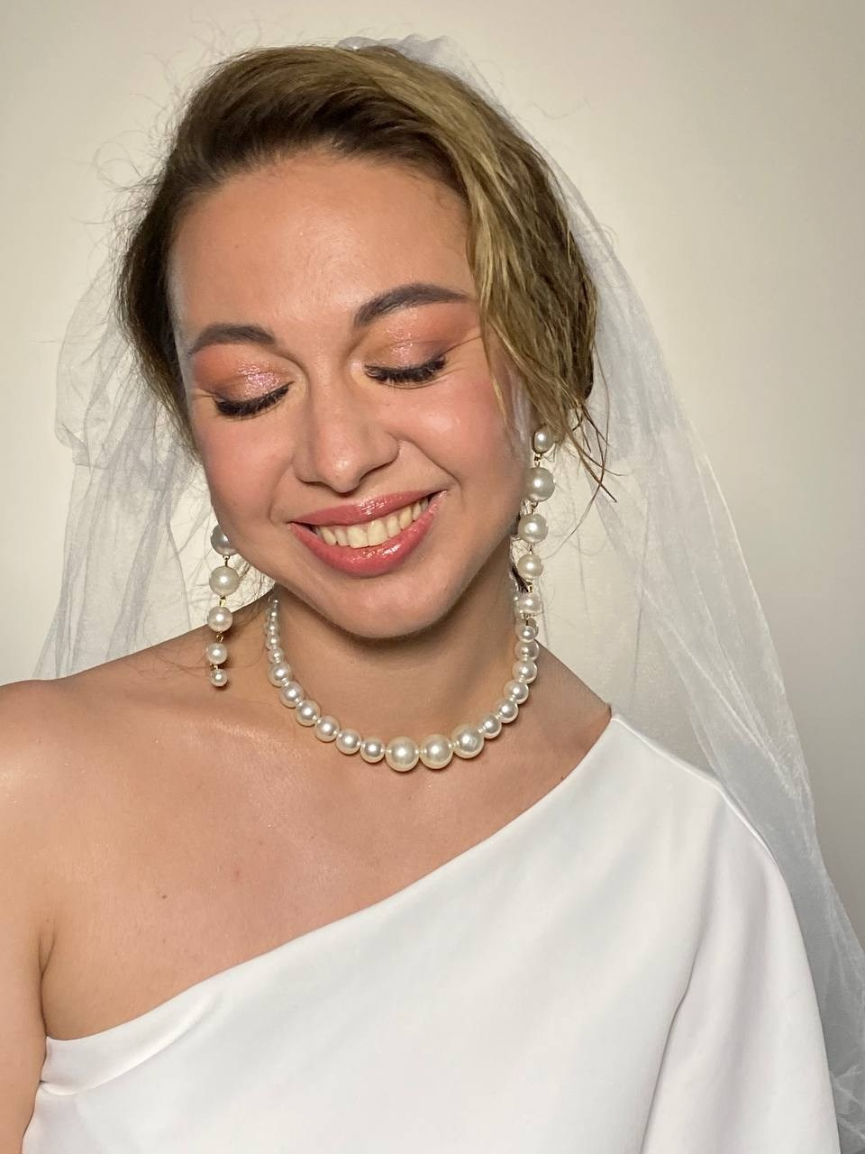 Невеста. Наталья Даньшина — Визажист-Стилист причесок