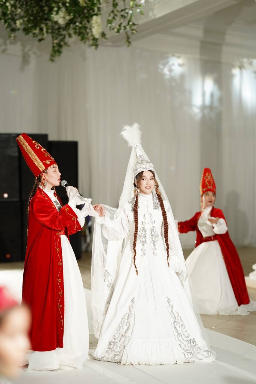 Выход невесты. Қойшин Абылай