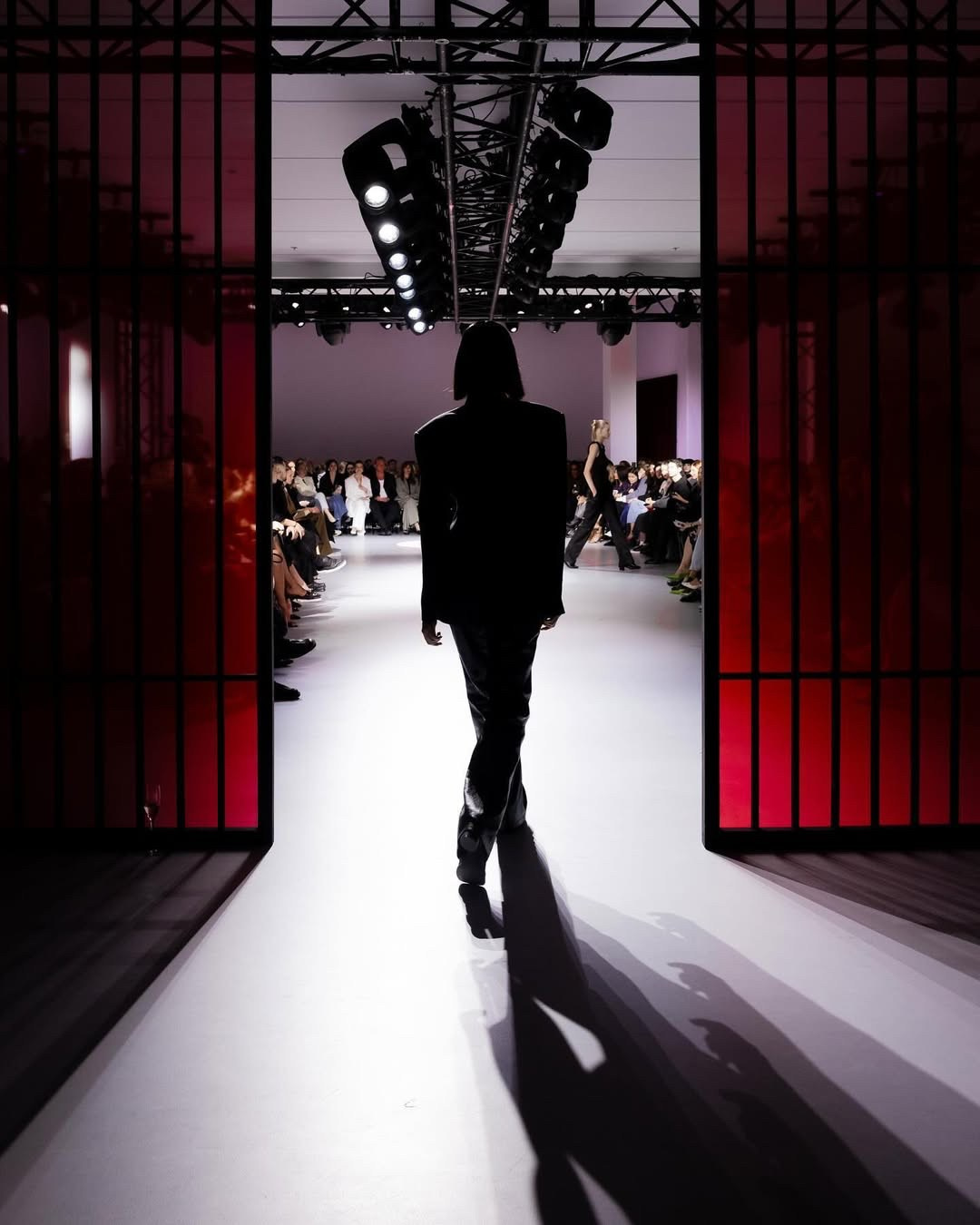 YULIAWAVE ENSO FASHION SHOW