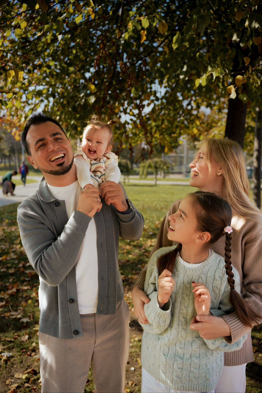 семейная съемка на природе семейная портретная съемка идеи фотосессии на яхте фотосессия на яхте фото фото на яхте идеи фотосессии услуги мастера стилиста услуги стилиста по подбору одежды онлайн услуги личного стилиста фотосессия на море осенью примеры фотосессии на море