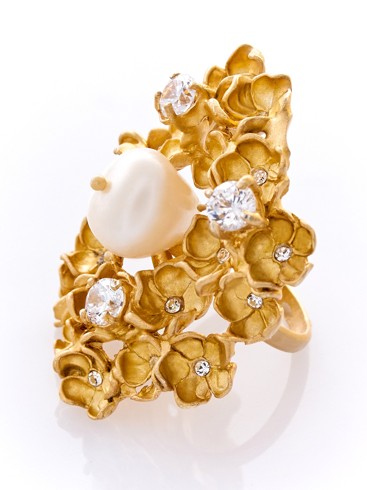 Ювелирные изделия. Каталожный предметный фотограф