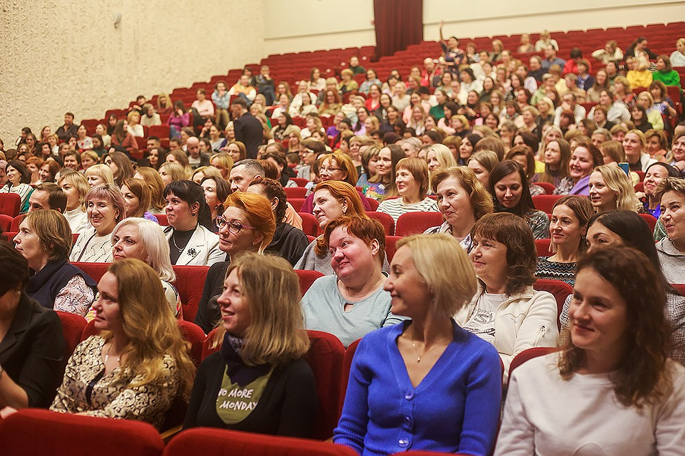 Стендап Ольги Савельевой «Всё обязательно наладится». Детский и семейный фотограф, фотограф мероприятий Нижний Новгород