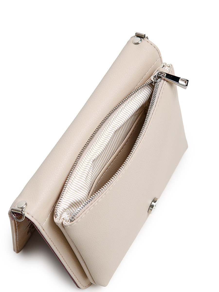 Сумка-клатч. Контент фотограф, съемка для маркетплейсов, фуд съемка и репортажи в Новосибирске Ралия Галеева