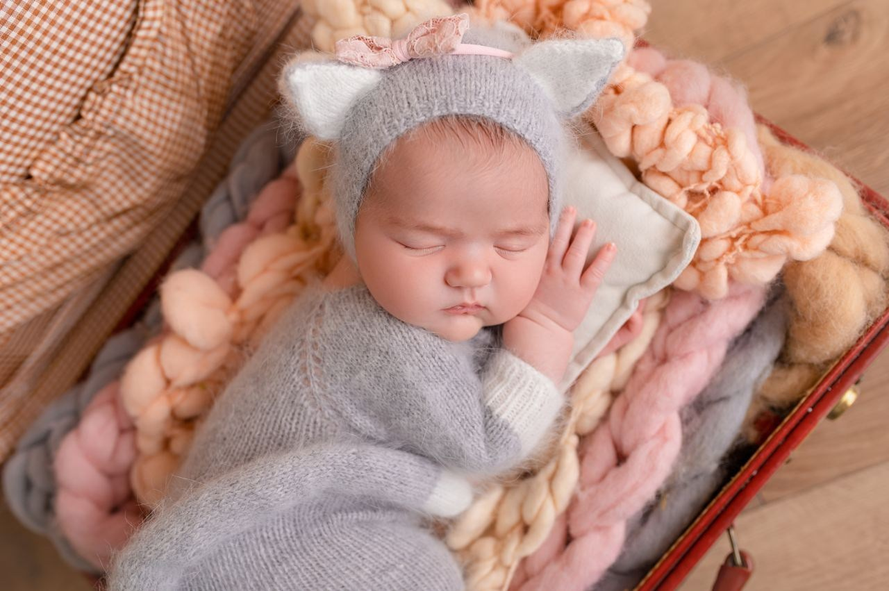 Новорожденные девочки. Детский фотограф в городе Жуковский Алиса Коробанова