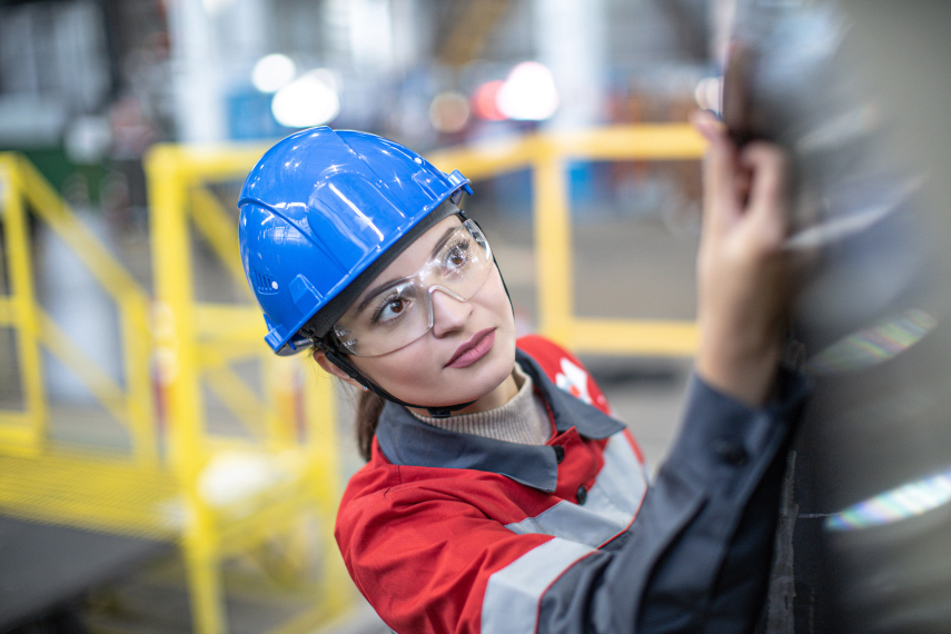 OMK. Если ты на Земле — звони