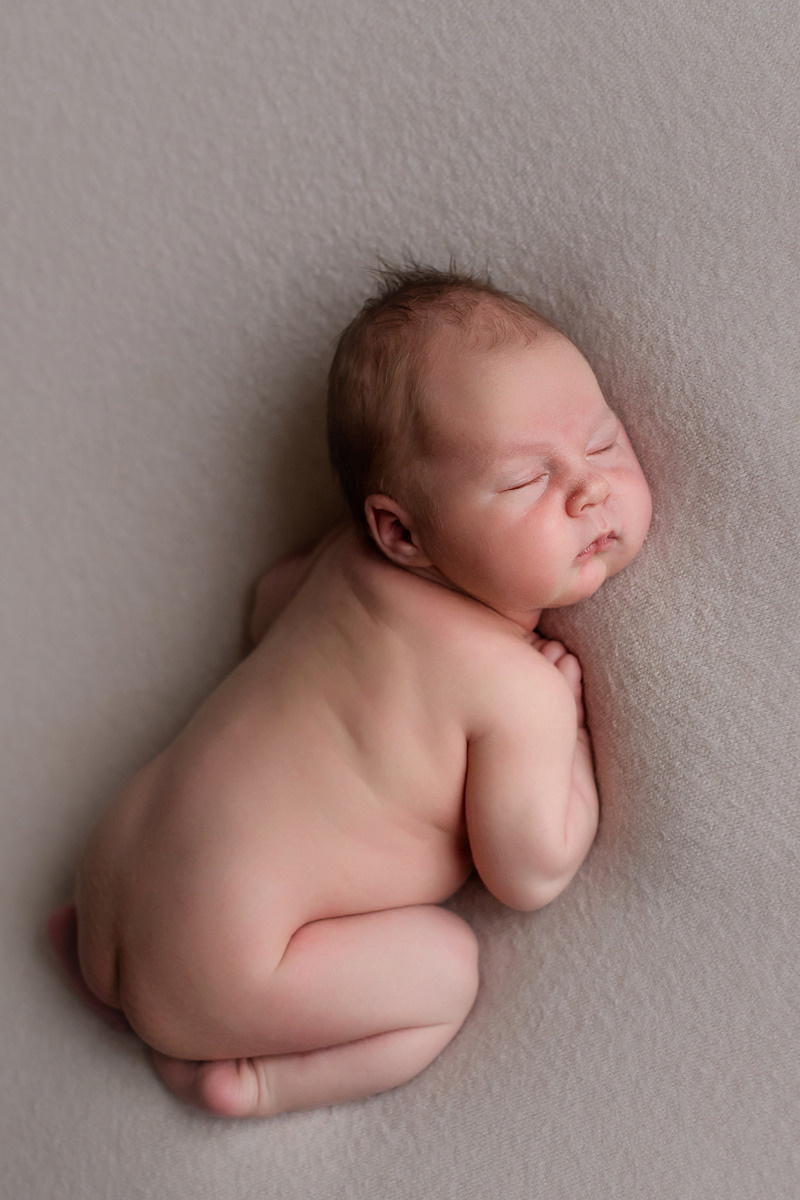 Мирон. Фотограф новорожденных Елена Панова