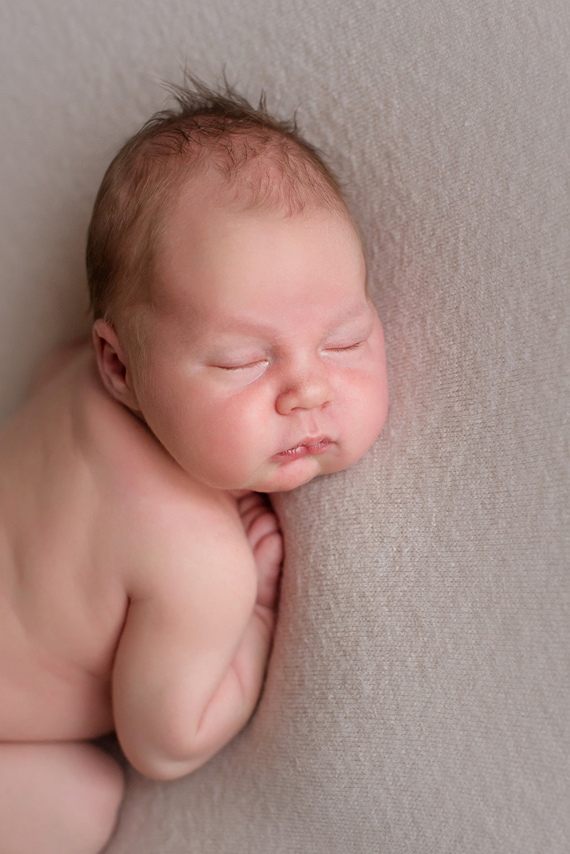 Мирон. Фотограф новорожденных Елена Панова