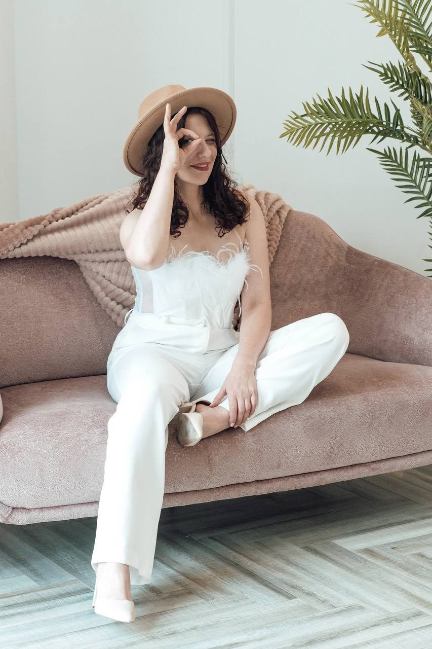 Ведущая СПБ Надежда Кожина