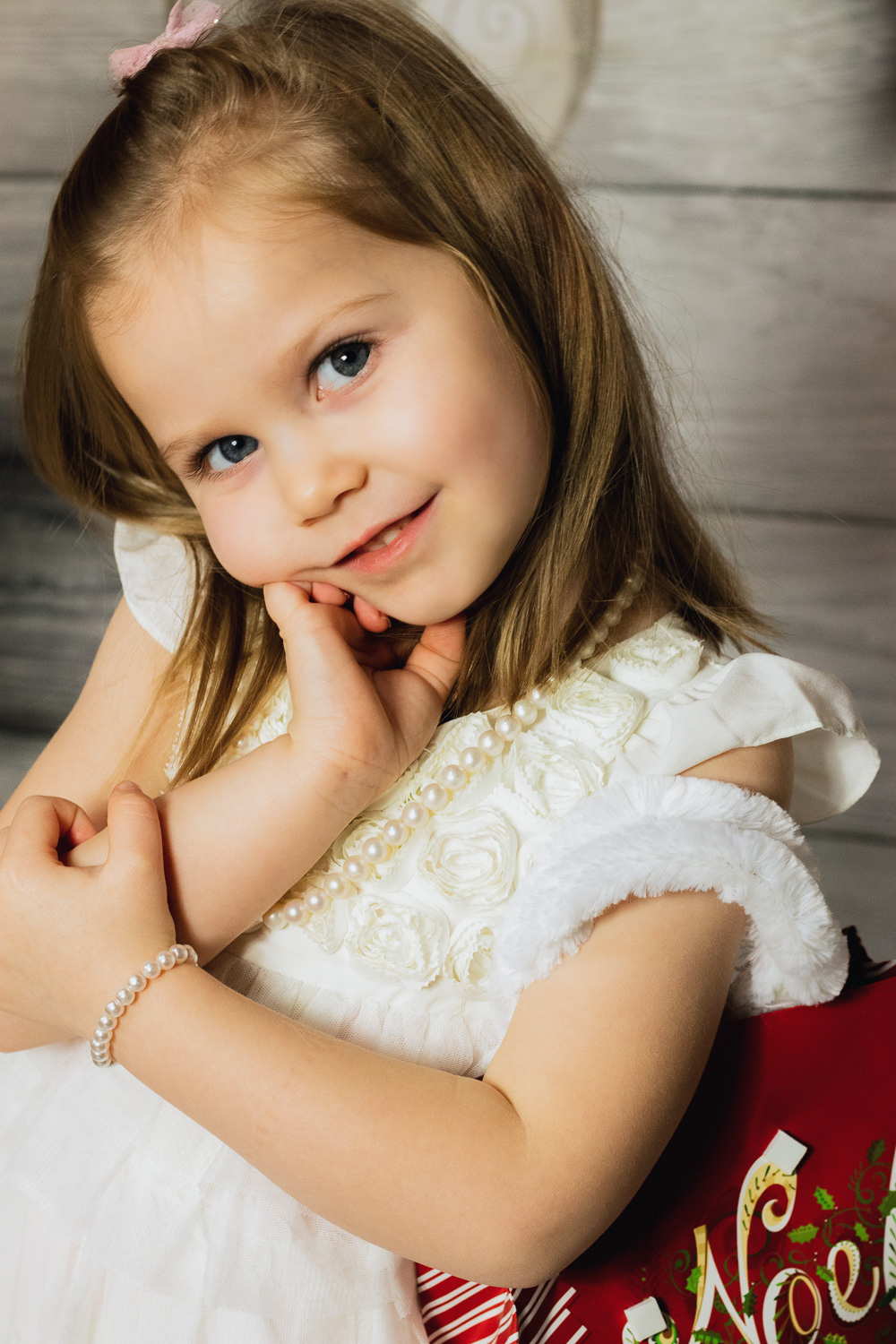 Animal love. Family, Children and Business photographer in Belgium