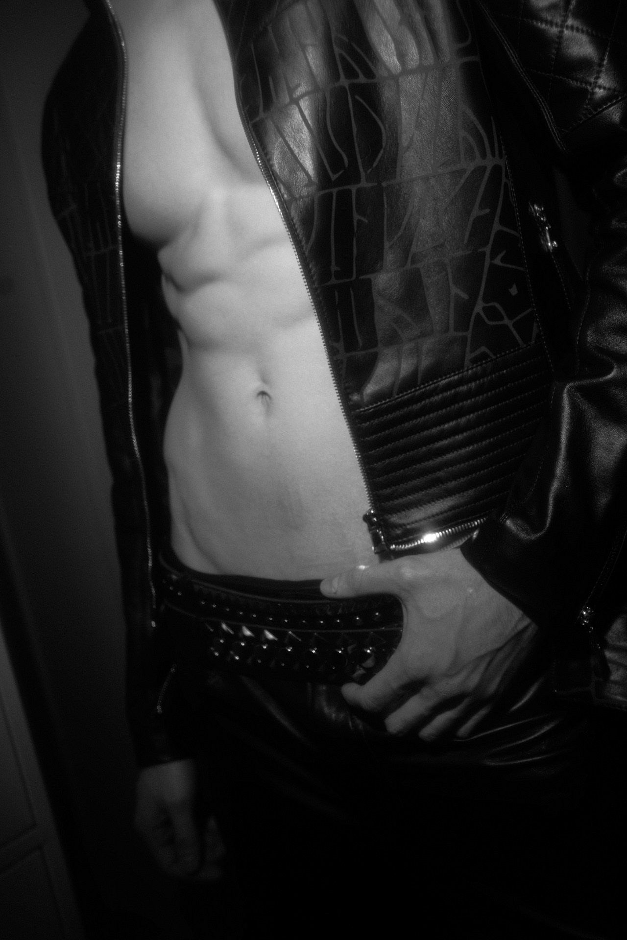 Сзади. SpbFW 2023. Репортажный и студийный фотограф в Санкт-Петербурге Марк Скворцов