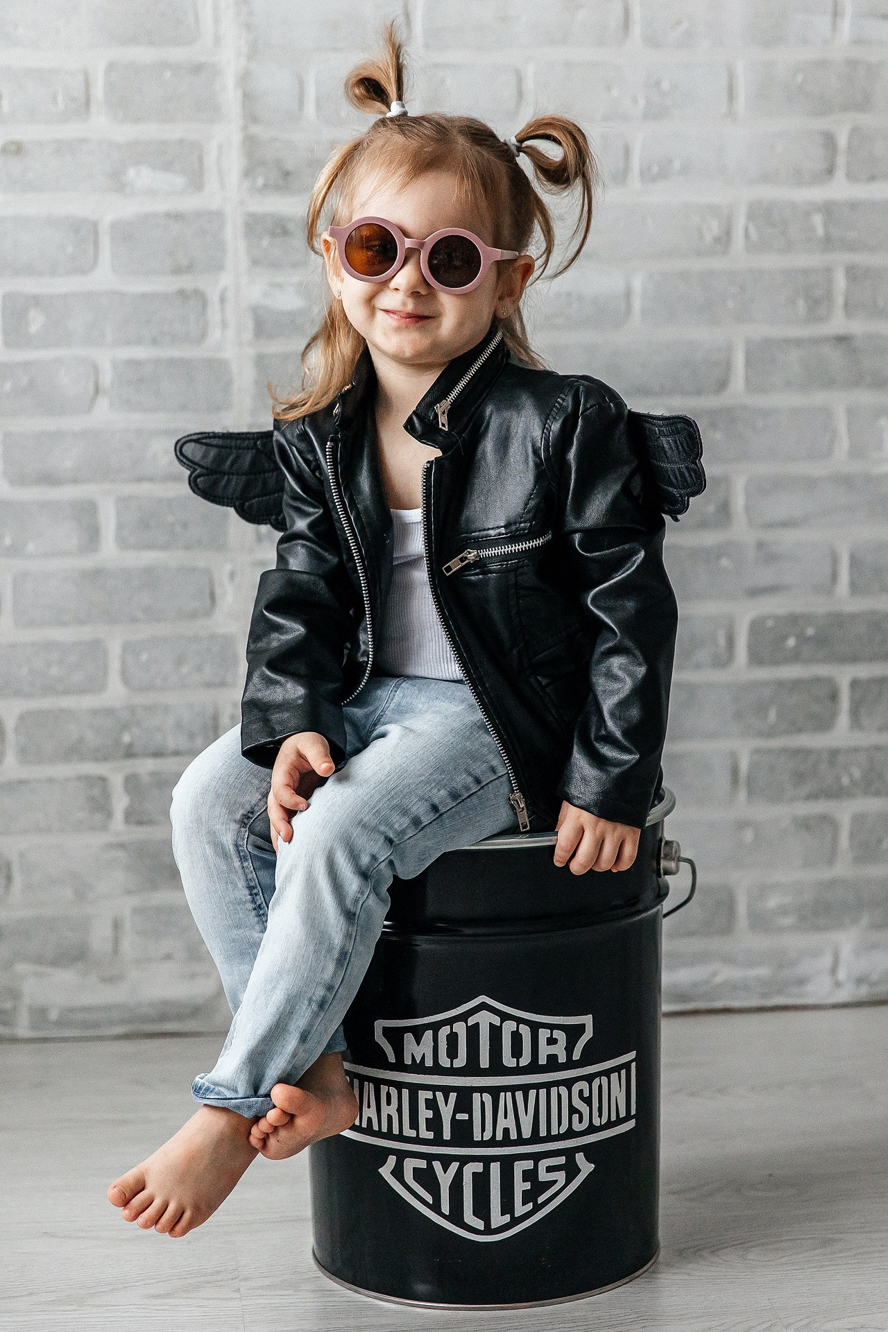 Минимализм / портреты + ЧБ. Детский фотограф, выпускные альбомы в Нижнем Новгороде Бодягина Мария