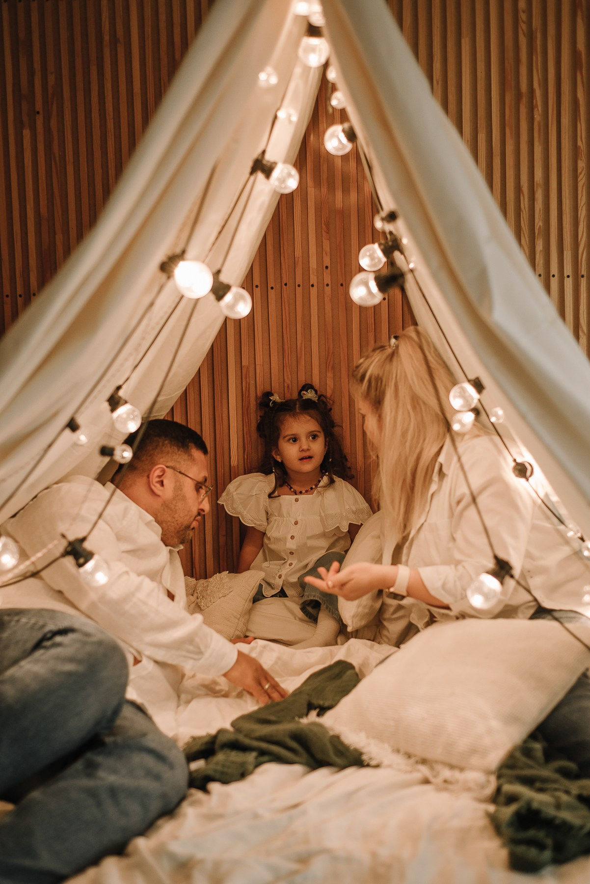 Happy moments_Джихат, Лена и Ясмин. Свадебный и семейный фотограф в Минске Яна Новак