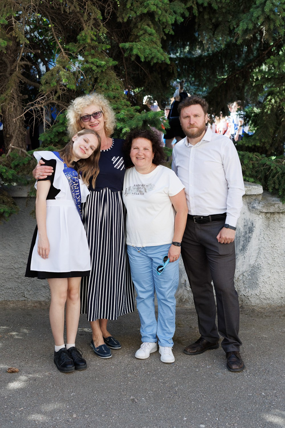 Последний звонок в Гимназии № 1, г. Севастополь. Свадебный фотограф, фотосъемка в Крыму, Севастополе, Симферополе, Ялте