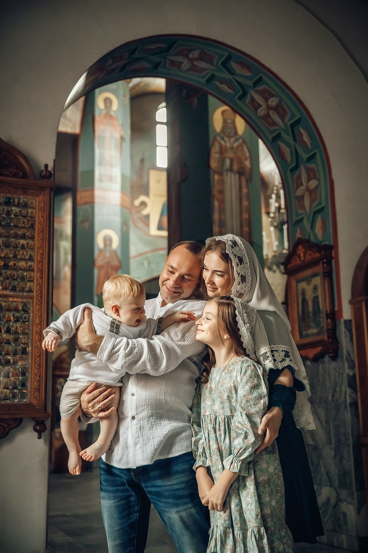 Фотосессия крещений - Портфолио Елены Арди. Фотограф на крещение и венчание в Самаре и Тольятти Елена Арди