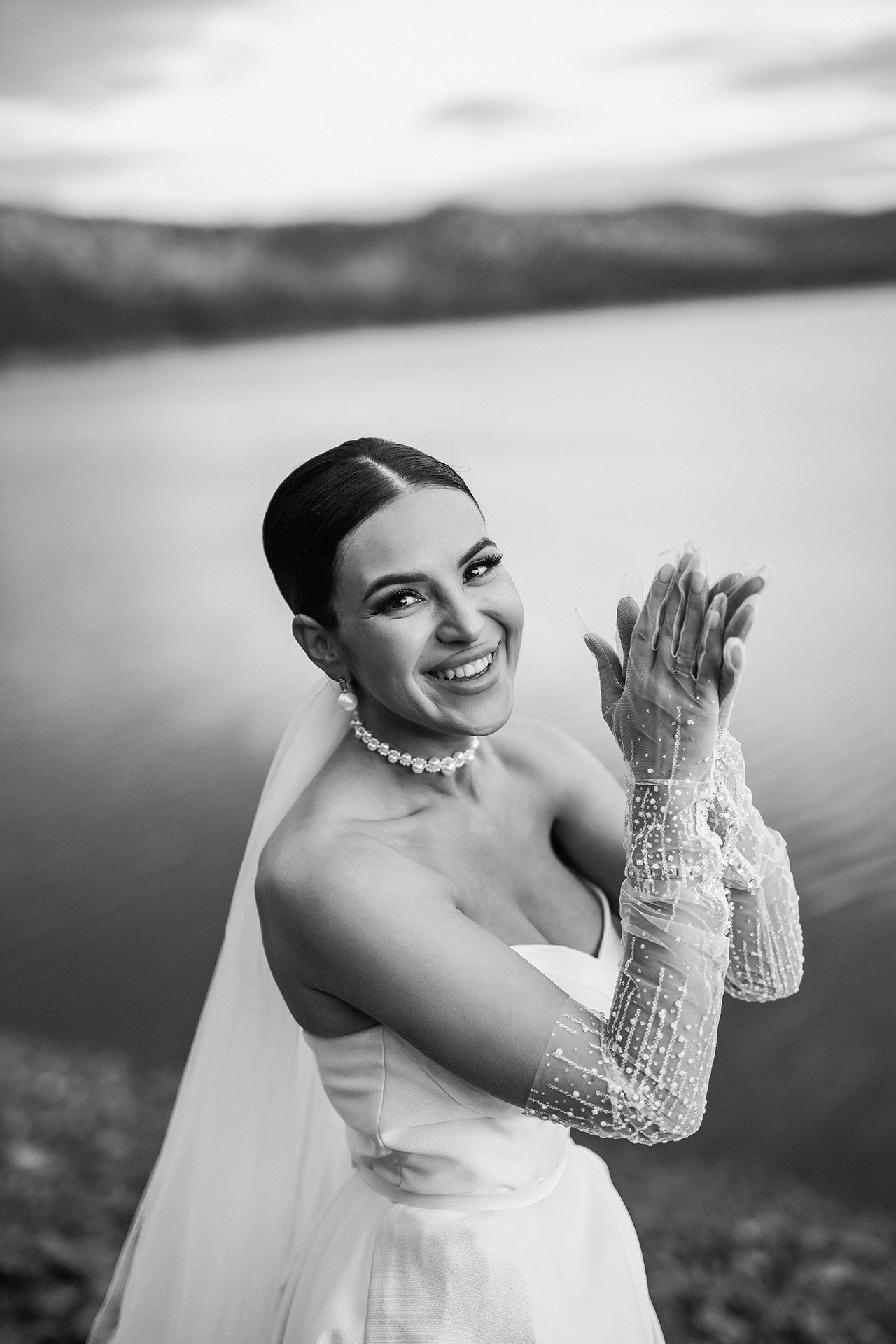 🔥 Саша и Катя — драйвовая свадебная вечеринка Красноярска в Шато white. 📸 Свадебный и семейный фотограф в Красноярске Тихомиров Евгений | 17 лет опыта | 800+ свадеб