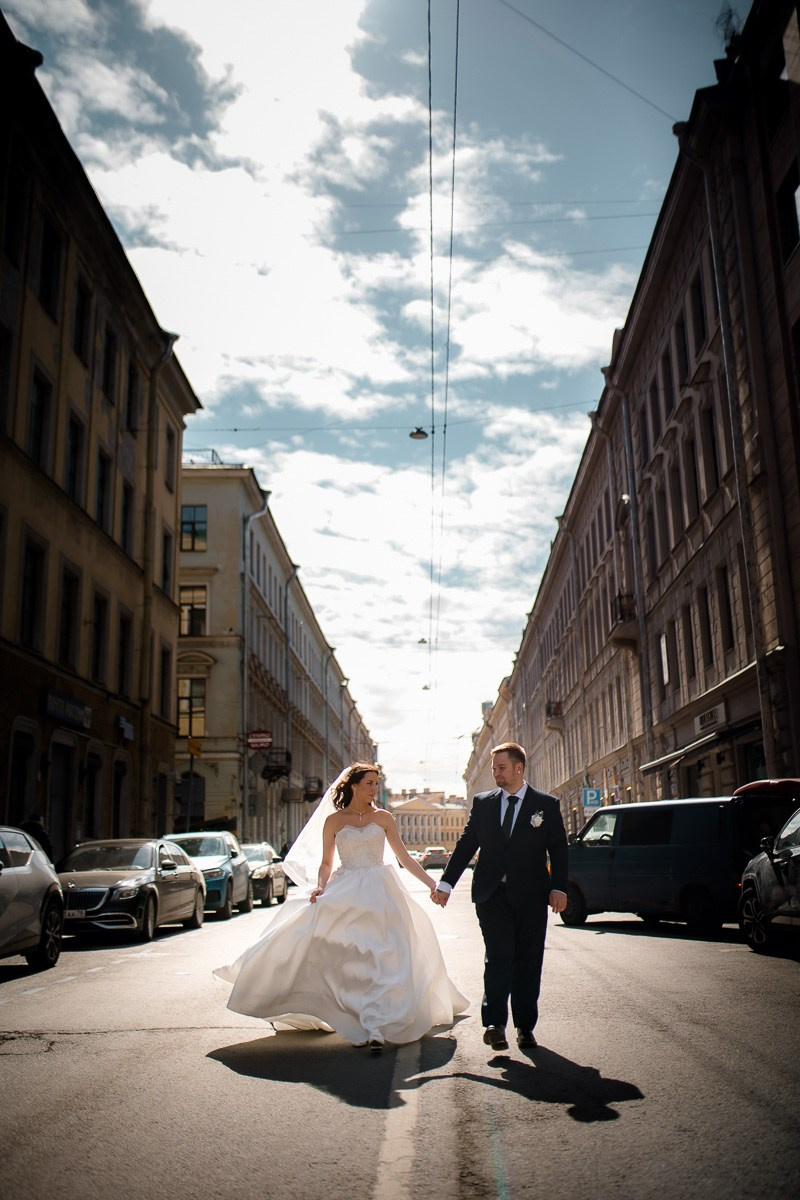 Как получить естественные эмоции на свадебной съёмке: минимальная постановка, максимум жизни. Свадебный фотограф — Санкт-Петербург (СПб) Питер