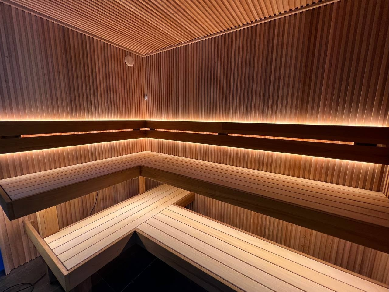 Комплекс саун в процедурных кабинетах клиники Кивач. Все пять в едином стиле, с точным расчетом нужного температурно-влажностного баланса. SaunaTopMasters