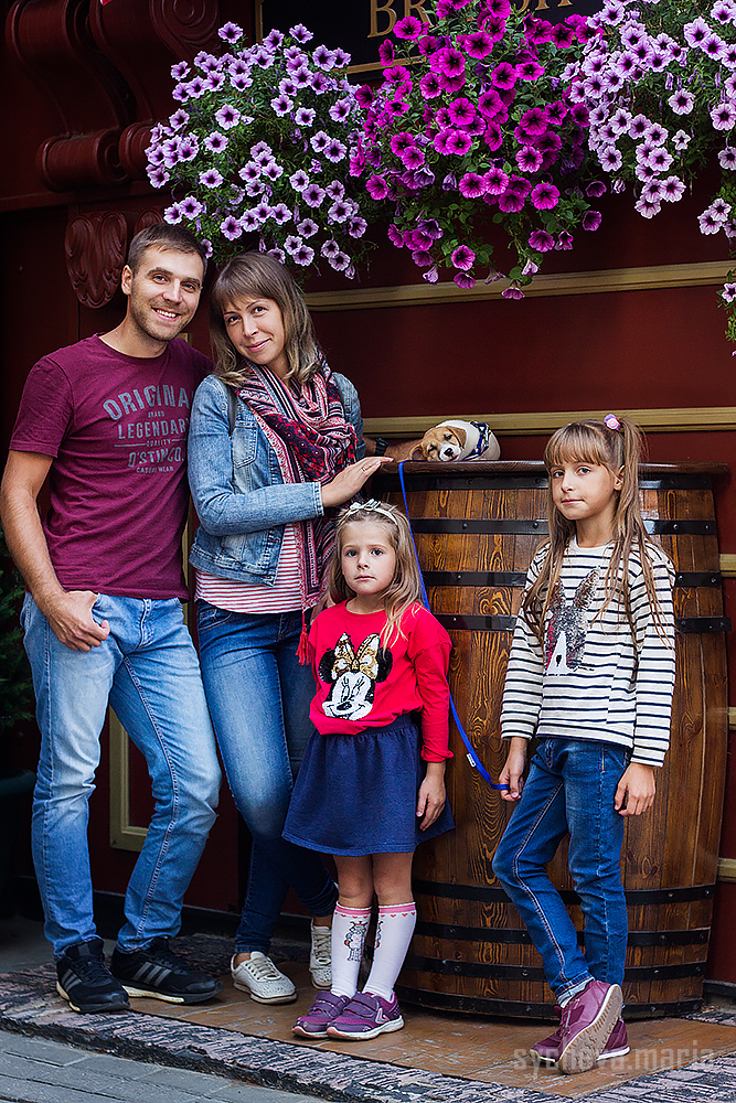 Семейная фотосессия у Английского посольства. Детский и семейный фотограф, фотограф мероприятий Нижний Новгород