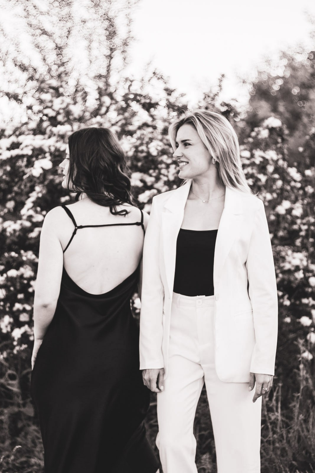 Фотосессия прогулка, на улице в Орске и Новотроицке. Женский фотограф в Орске Новотроицке Динара Долганова