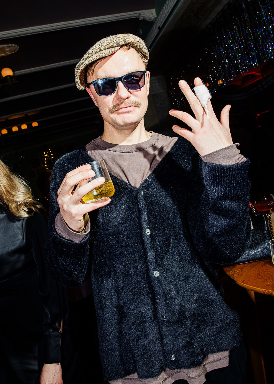 Medium Quality — Корпоратив