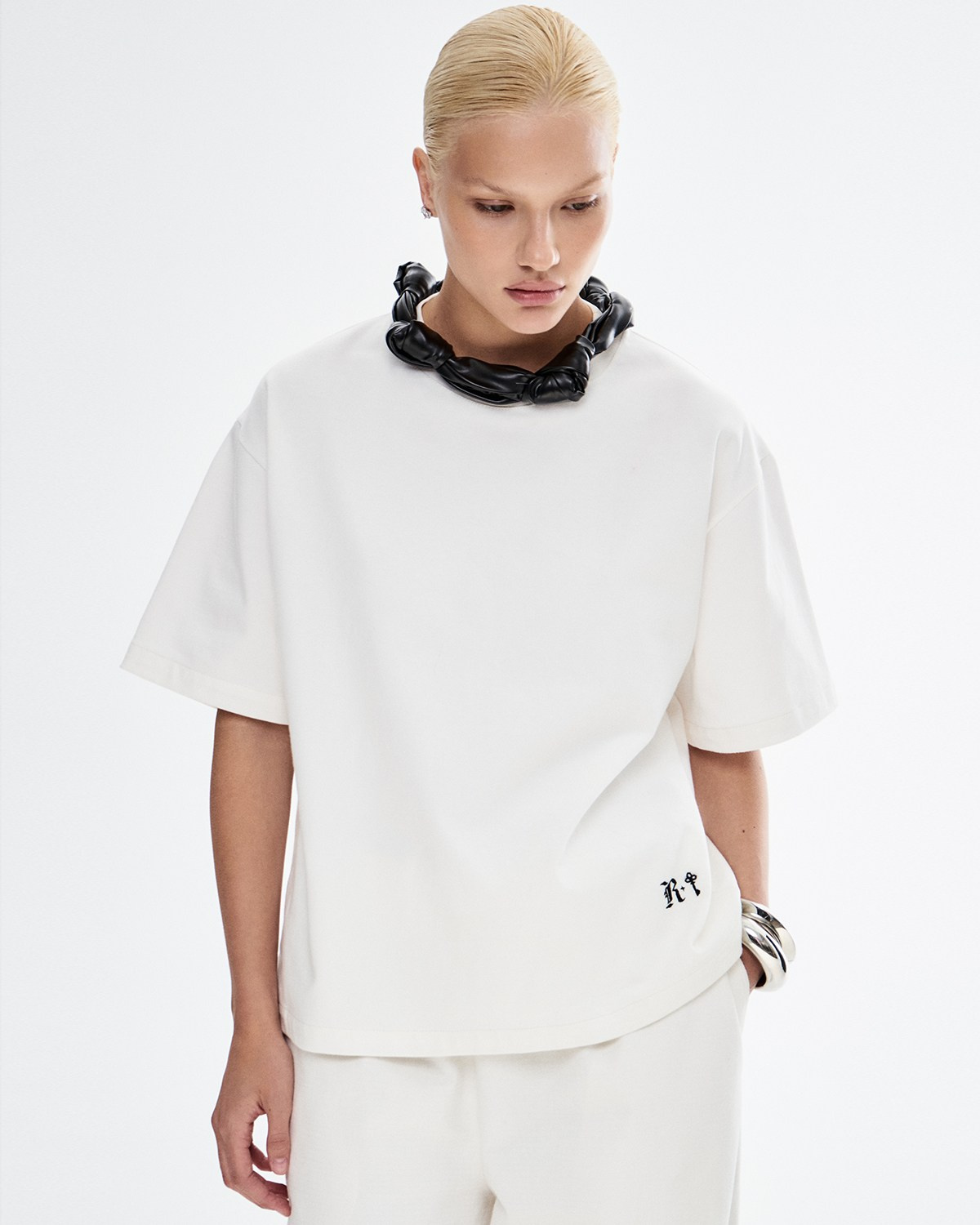 ROOM513. Фотограф и видеограф для брендов в Москве