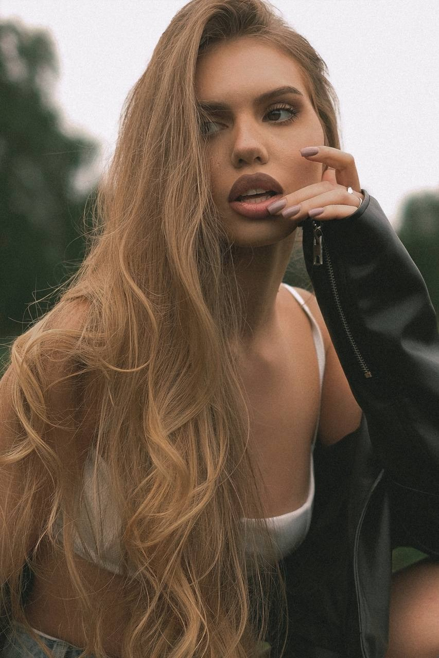 Екатерина Князькова. Съёмка одежды для маркетплейсов и брендов Morozova Production