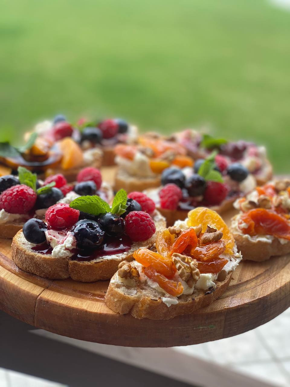 Станция сладких брускетт. Свадебная площадка РАНЧО