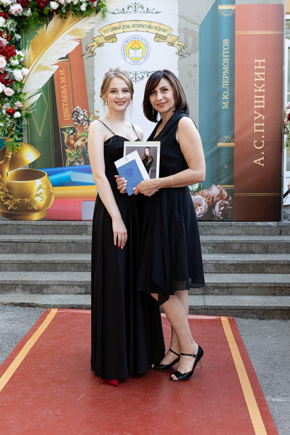 Фотосъёмка выпускного в школе. Свадебный фотограф, фотосъемка в Крыму, Севастополе, Симферополе, Ялте