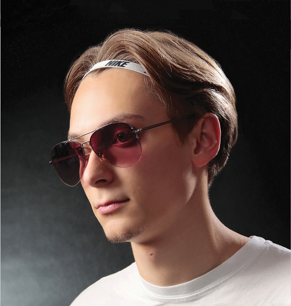 Портретный фотограф для выпускного Ростова-на-Дону. Выпускные альбомы, фотограф Денис Зимин в городе Ростове-на-Дону