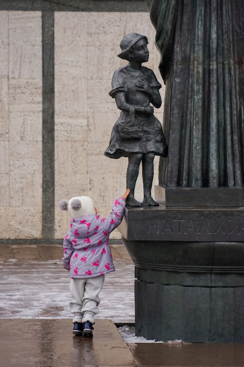 30.11.2024 // Фотоэкскурсия по Воробьевым горам с your_guide_msk. Фотовыставки serebro.gallery, в которых автором можешь стать ты! | Москва