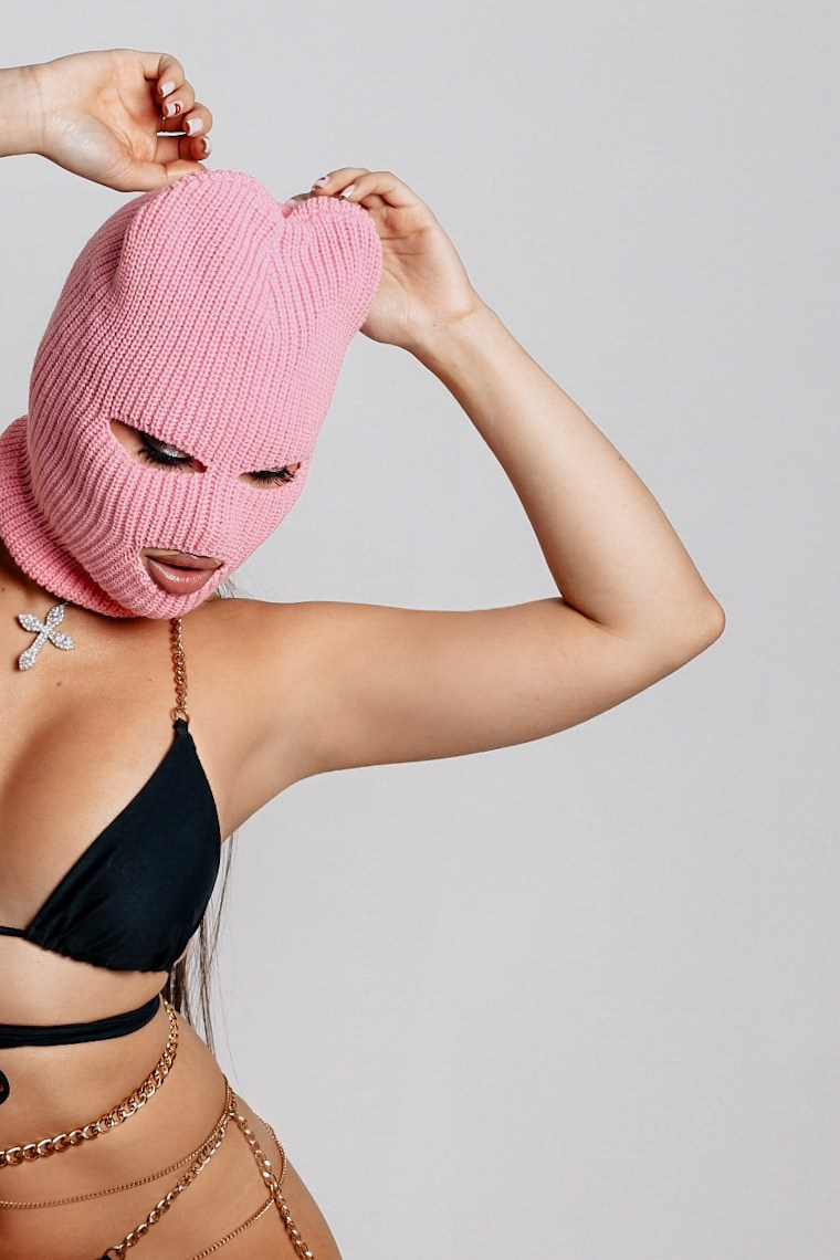 Съёмка с искусственным светом. Фотограф Иванова Елена в Иркутске