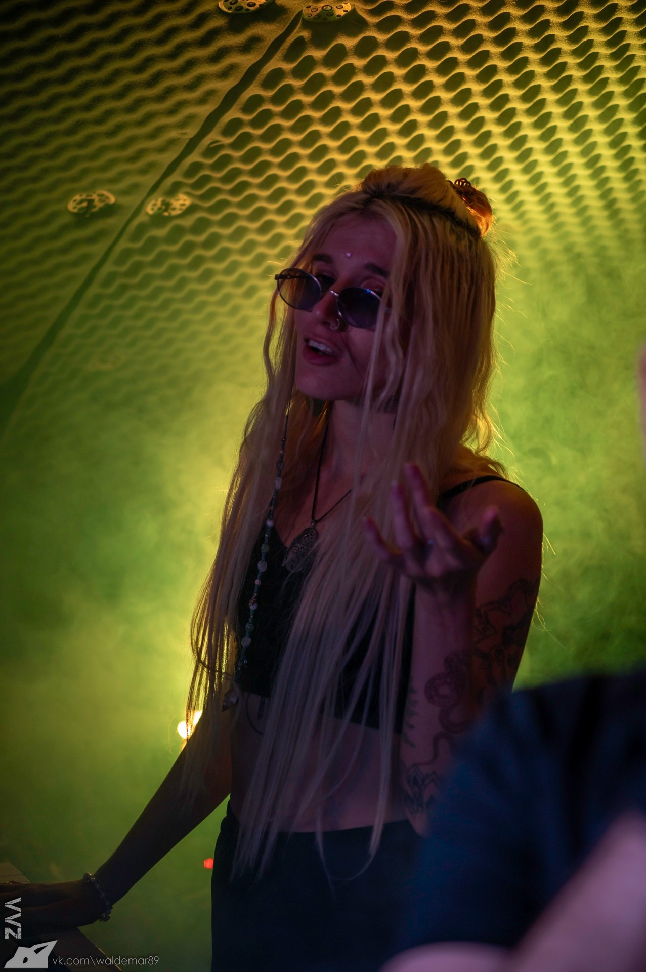 День рождения вокалиста группы Cookie's Band в баре «Дело Не В Тебе». Фотограф в Красноярске Владимир З