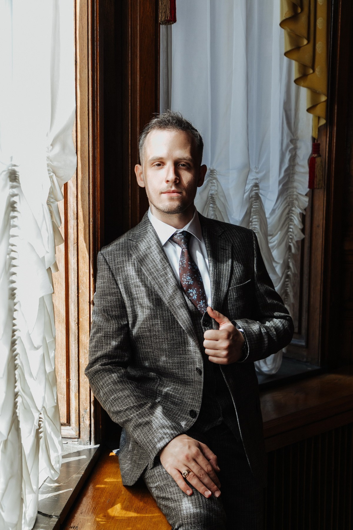 Свадебная прогулка в СПб, фотограф Денис Дорфф. Фотограф крещение венчание в Петербурге! Помогает подобрать храм и посоветовал душевного батюшку в СПб