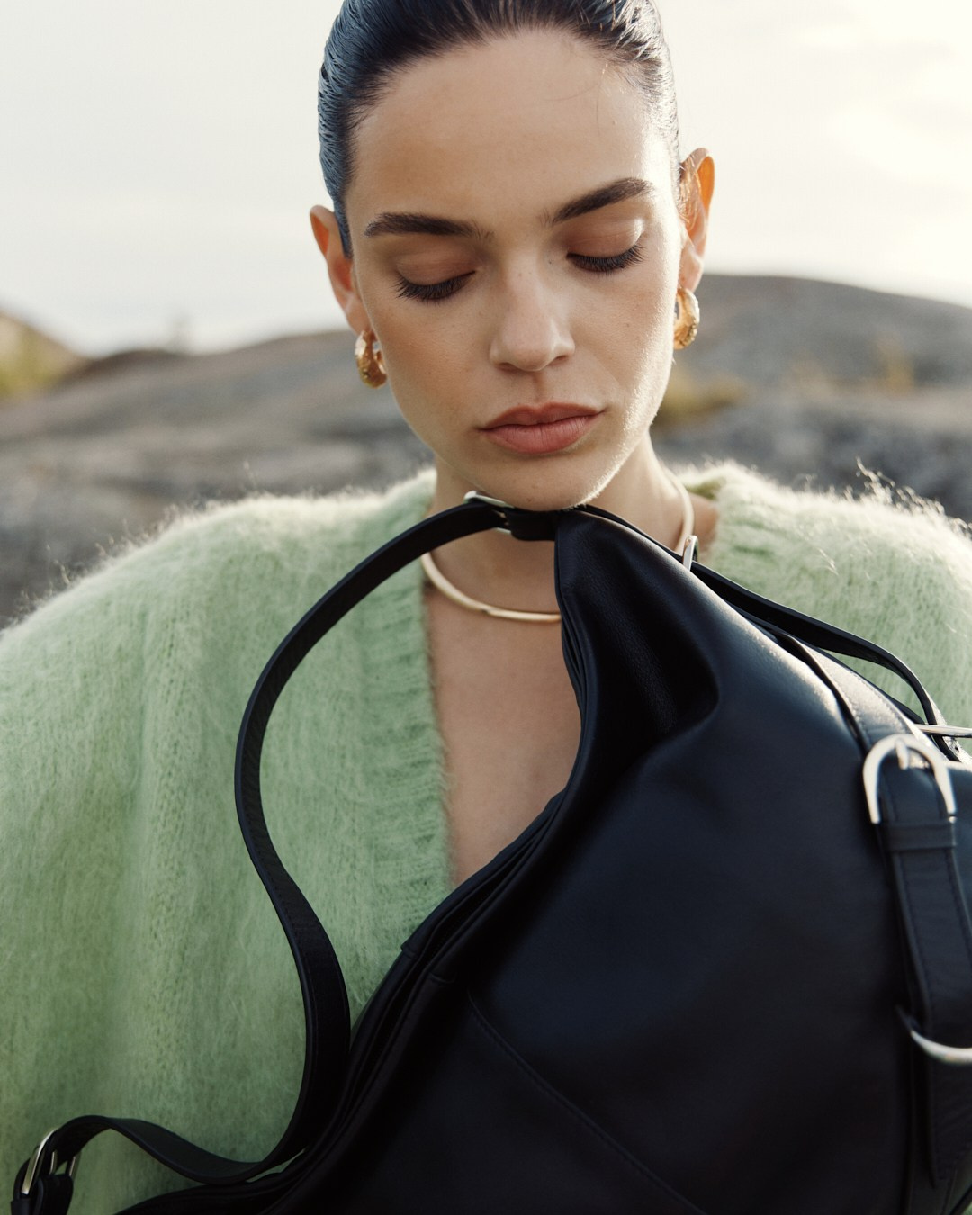 mango, zara, massimo duti, Afina, ВБ, OZON, фотограф ювелирных украшений, предметная съемка, фотограф спб, каталог, лукбук, луукбук, тихая роскошь, Артем Васильев, фотограф Артем Васильев, каталог ювелирных изделий на модели, фотограф для lamoda, проффесиональный фотограф спб, Санкт-Петербург, сумка женская, фотограф для каталога, контент-фотограф, имидж, кампейн 