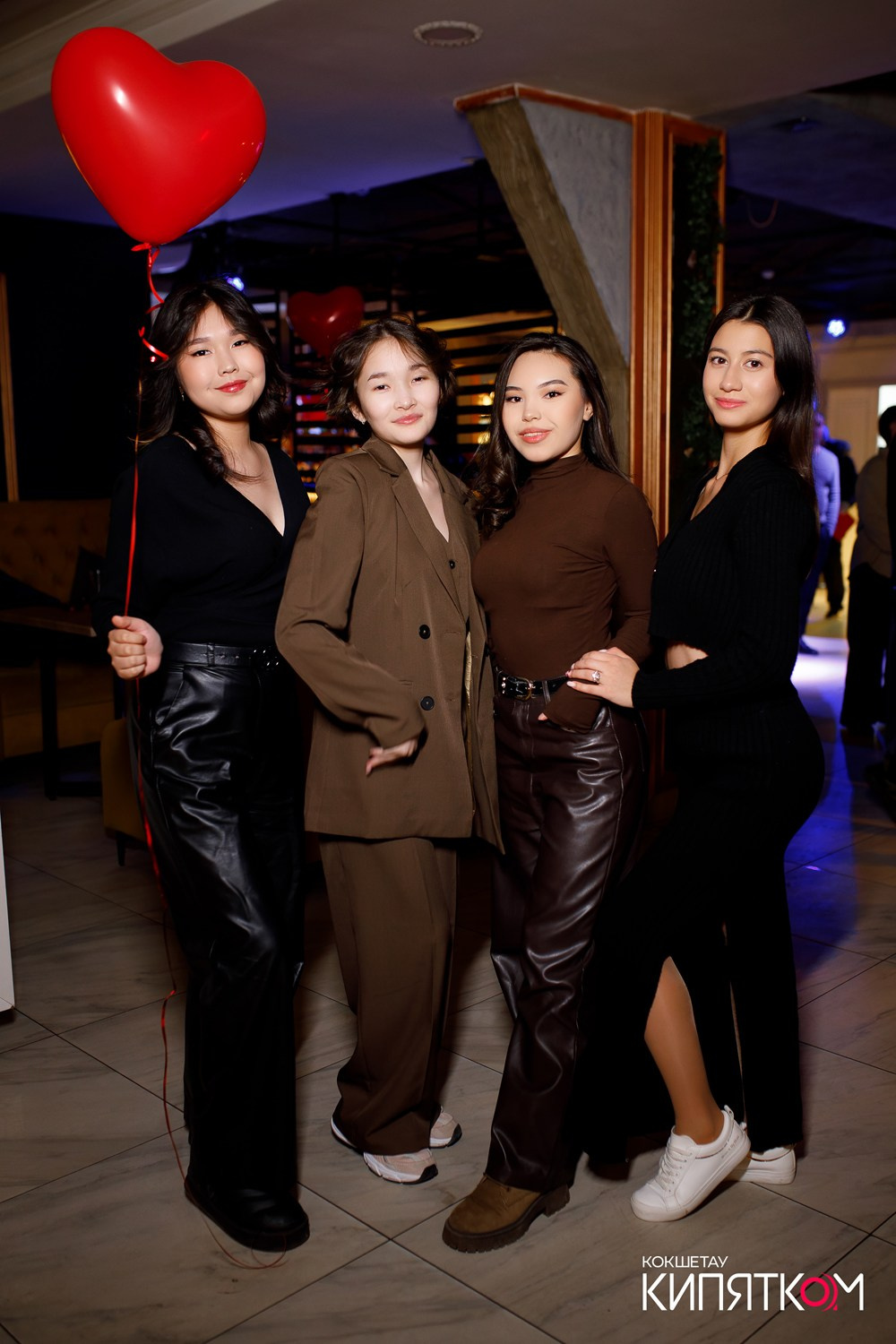 ШАШЛЫЧНЫЙ ДВОР. КИПЯТКОМ КОКШЕТАУ