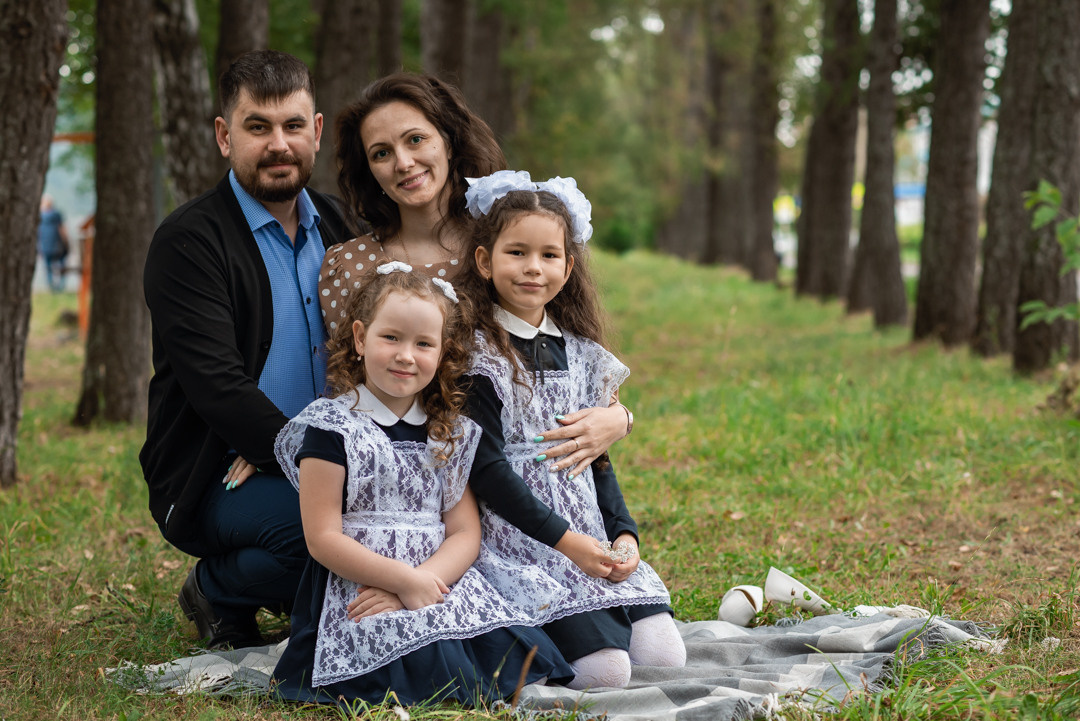 Семейная фотосессия. 1сентября. Фотограф в Красноярске / Дивногорске. Файзулина Анастасия