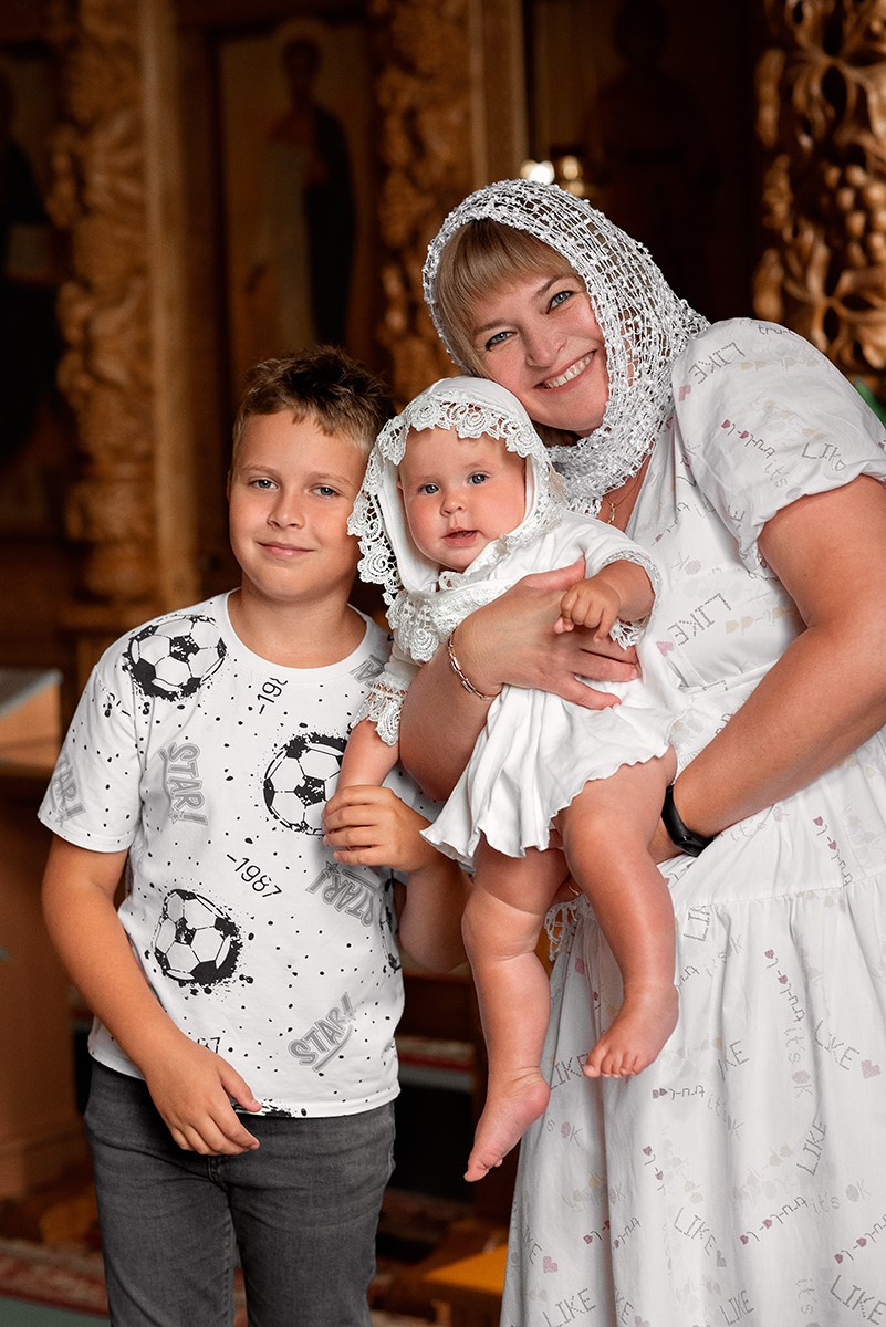 Крещение Софии в хр.Георгия Победоносца в Смиловичах. Семейный фотограф на выписку из роддома и крещение Минск Настя Гришук