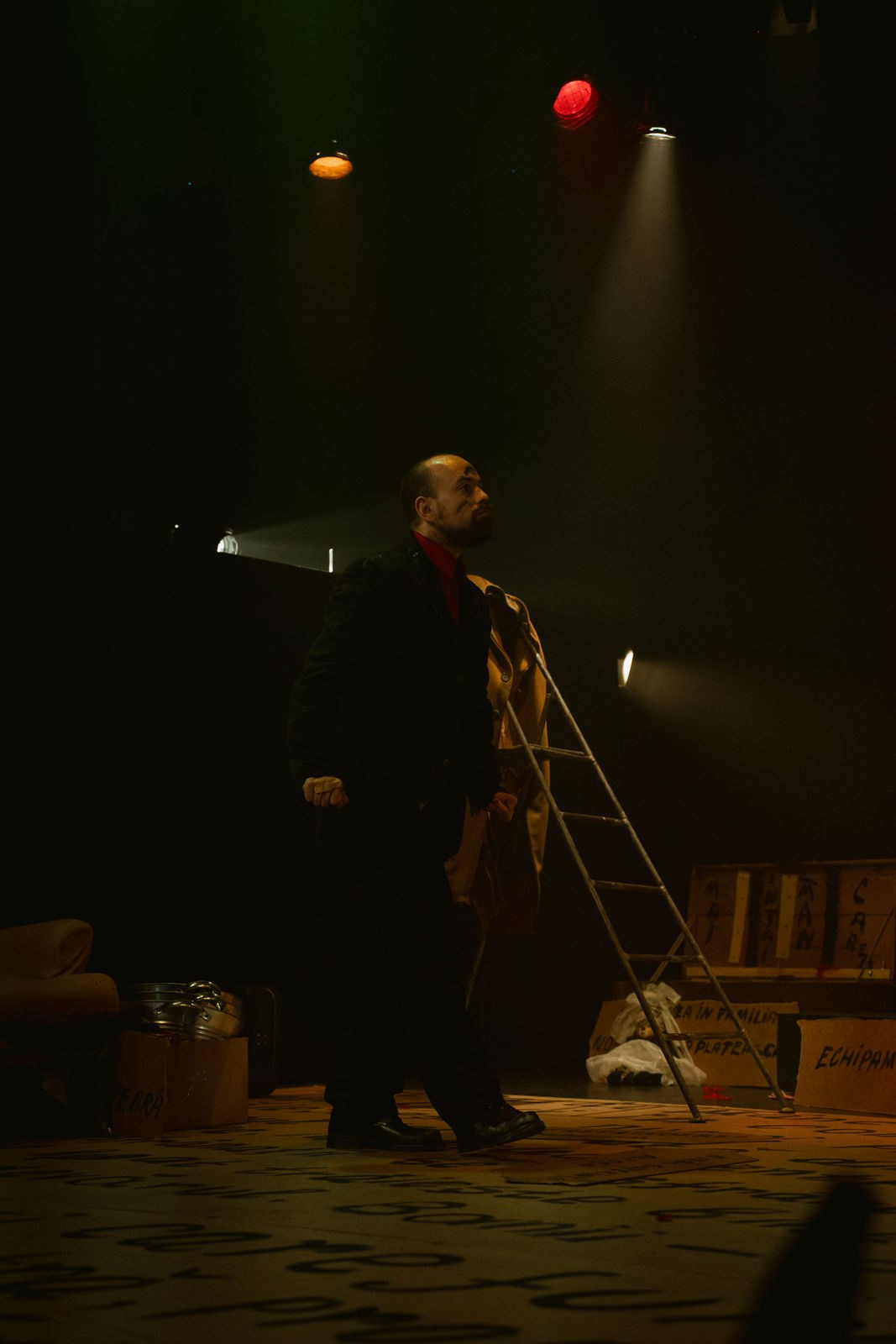 «Трехгрошовая опера». Режиссёр Даниил Филиппович