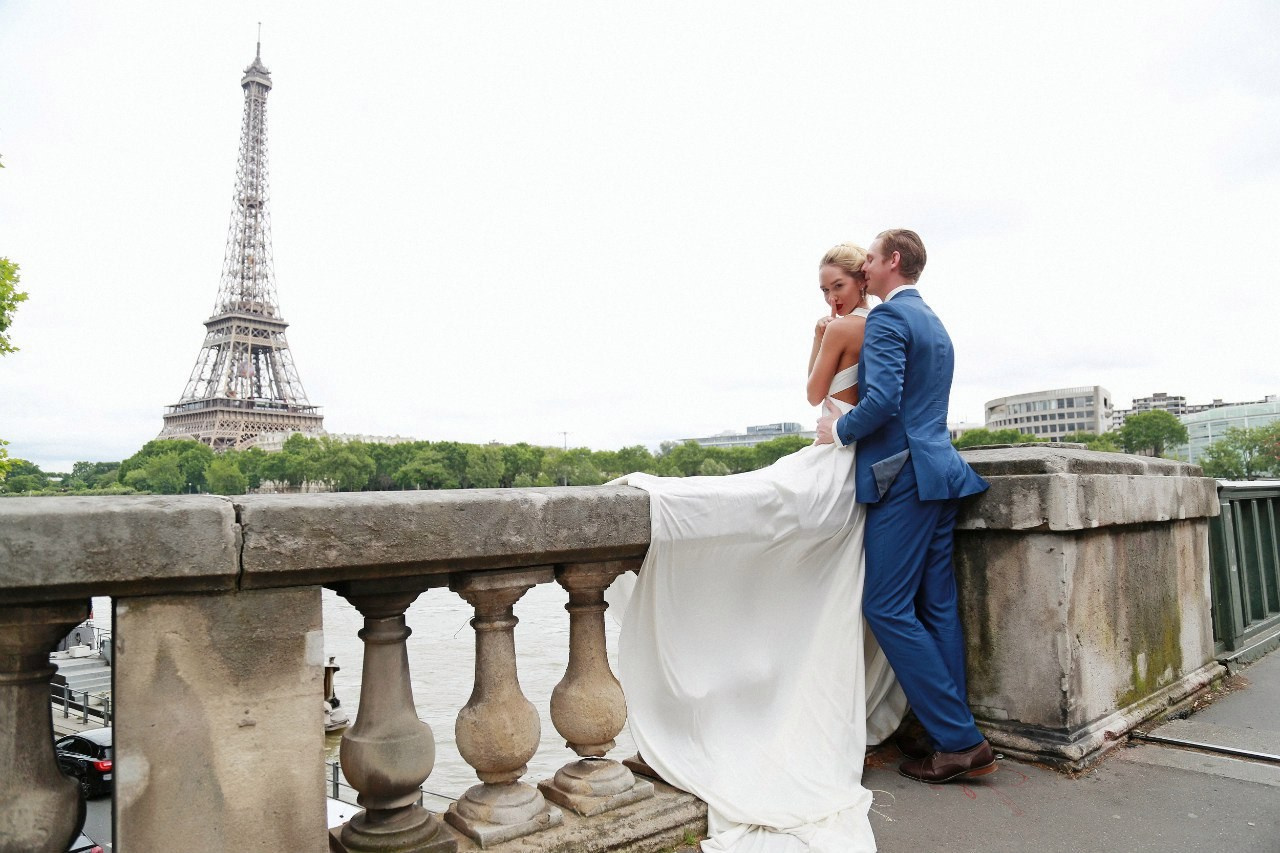 Примеры свадебных платьев. Модельер Евгений Бременев