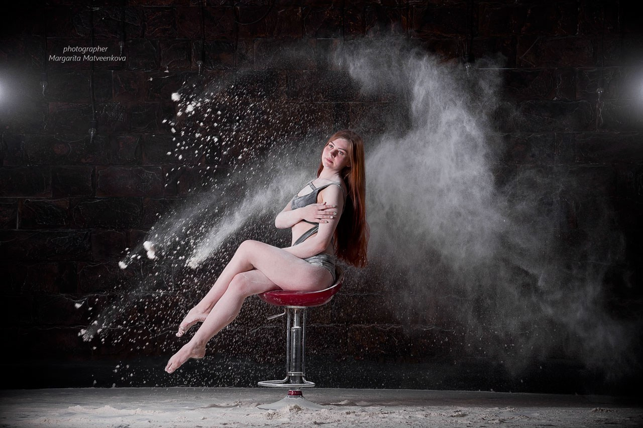 Съёмка с мукой 1. Женский фотограф Крещение Венчание Москва Брянск