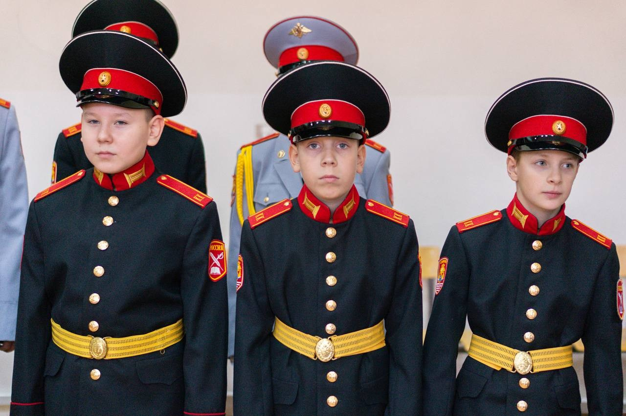 Благочинный Северо-Западного округа поздравил кадетов с принятием Присяги. Саратовское Северо-Западное благочиние