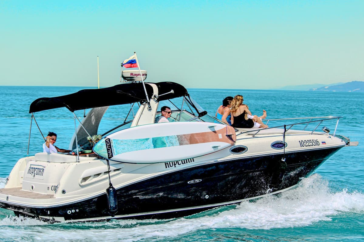 Катер Корсика Аренда Яхты в Сочи Яхтанаморе YACHTANAMORE