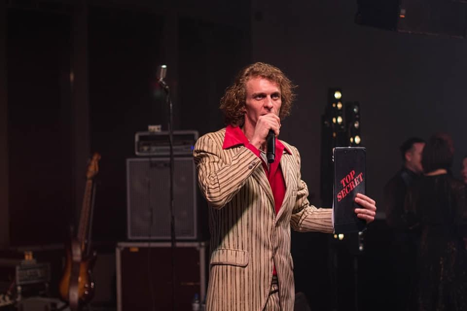 Фотографии с корпоративов, фотографии с праздника корпоратива. Ведущий праздников в России живу в Москве Карпенко Александр