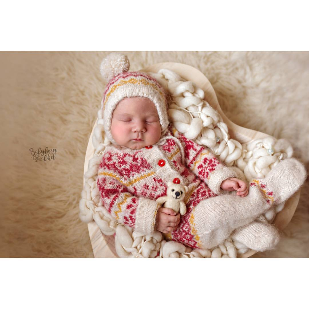 Новорожденные девочки. Фотограф новорожденных и детей до года в Челябинске Иванова Елена